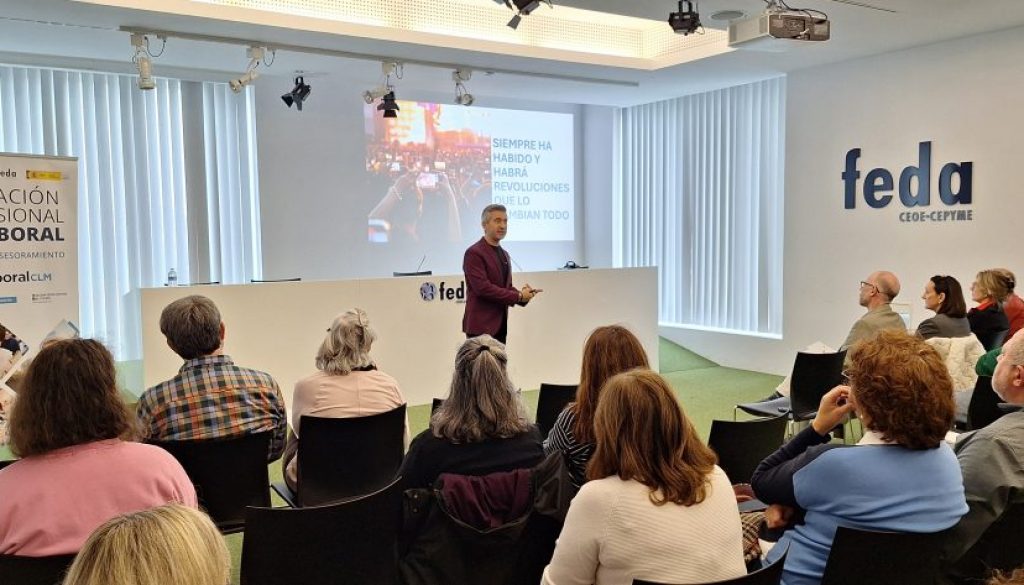 CONFERENCIA PASCUAL 17-12-2025 (3)