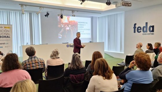 CONFERENCIA PASCUAL 17-12-2025 (3)