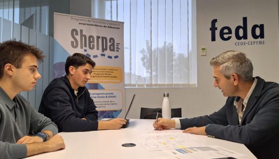 CONSULT ESTRAT Y MOD NEGOCIO-SHERPA 2025 (1)